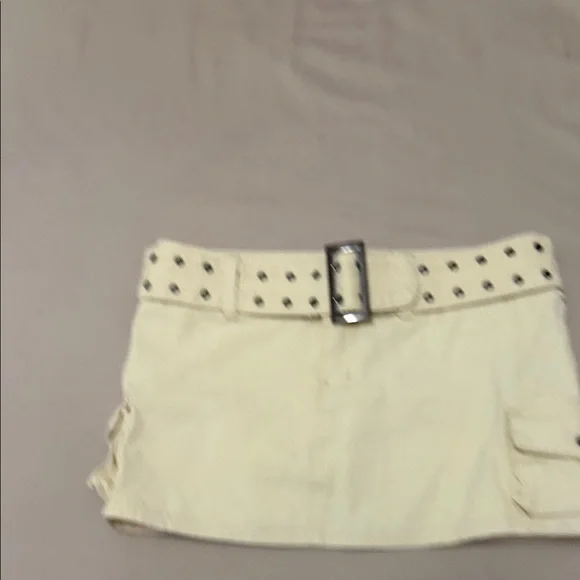 Iconic Cargo Mini Skirt Beige - Picture 5 of 7